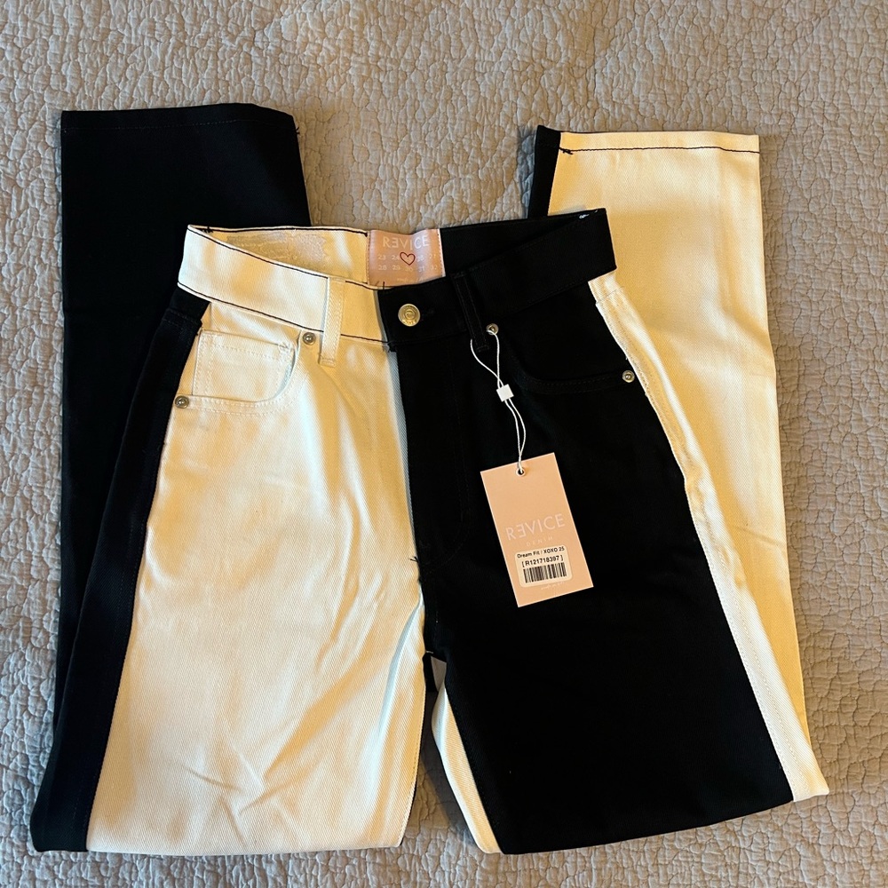 REVICE Dream Fit/xoxo jeans NWT